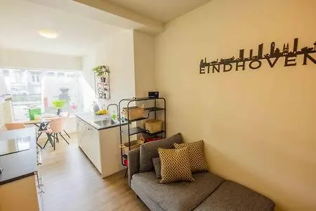 Stylish 50M2 Two-Bedroom Apartment - Sd23K Eindhoven