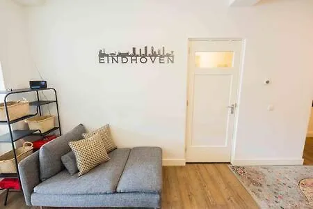 Stylish 50M2 Two-Bedroom Apartment - Sd23K Eindhoven 0*,